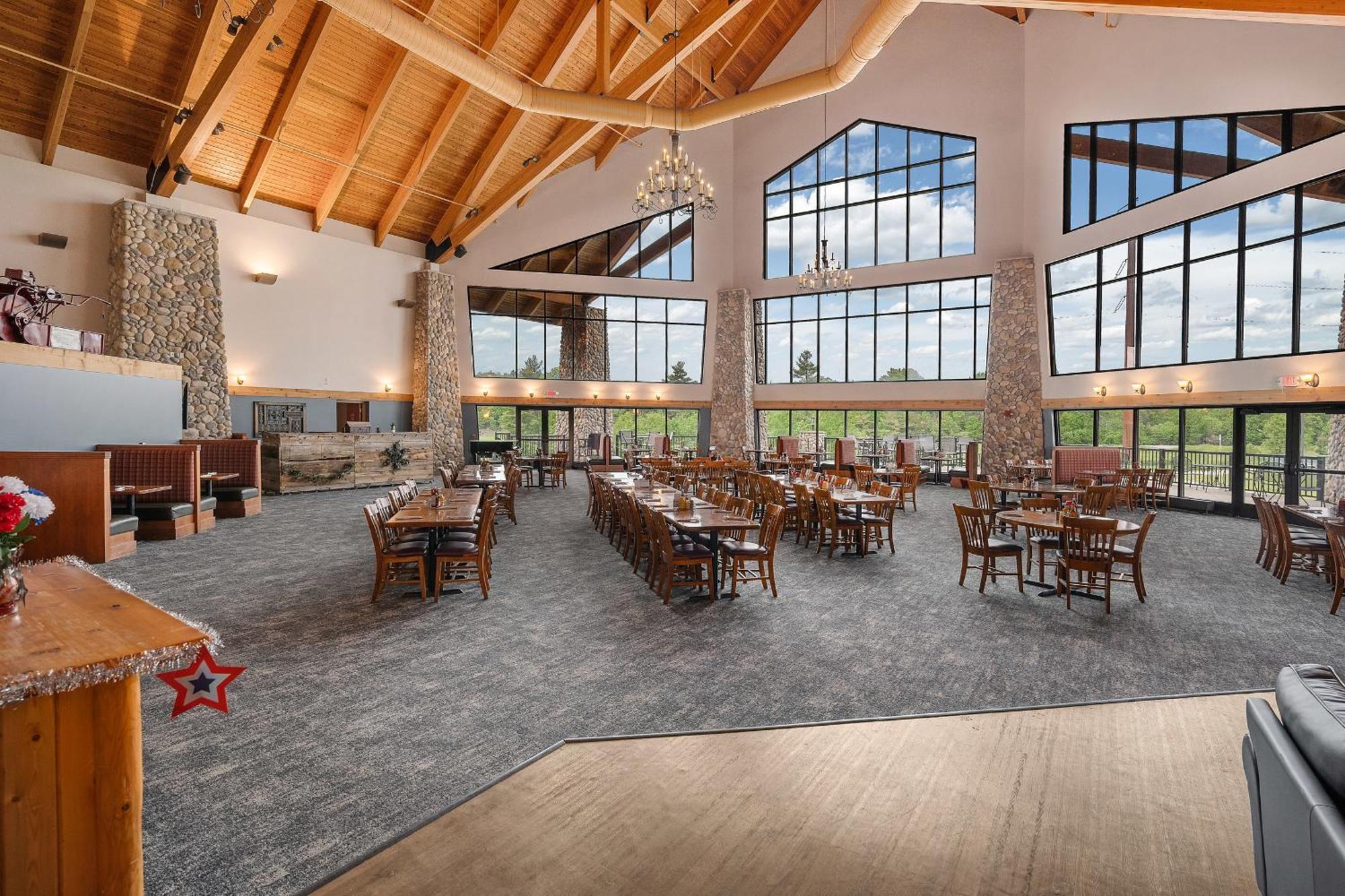 Three Bears Resort Waterpark Near Tomah Ascend Collection Warrens Kültér fotó